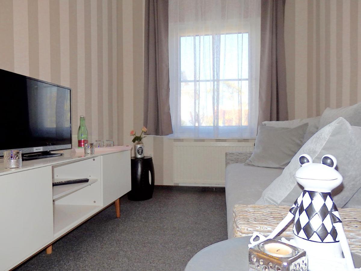 Strandhotel Villa Louisa & Appartementhaeuser Villa Josephine Und Villa Christine Юлиусрух Екстериор снимка